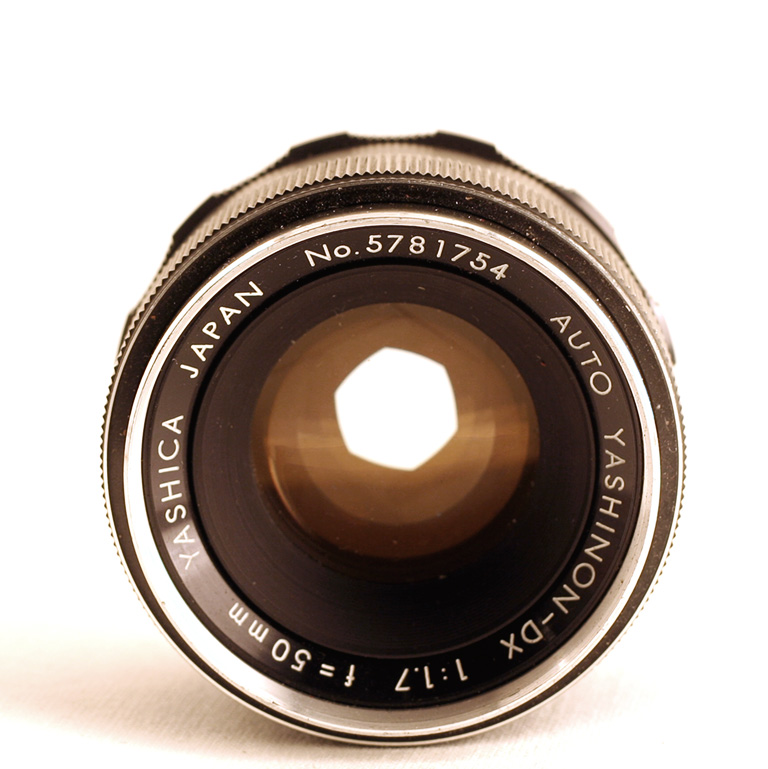Camera lens review: Auto Yashinon-DX 50mm/1.7 M42